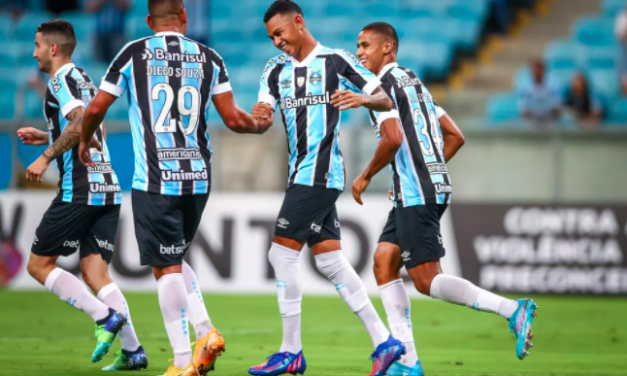 Mancini cogita mudanças no meio de campo do Grêmio