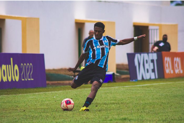 Destaque da Copa São Paulo pode estrear pela equipe profissional