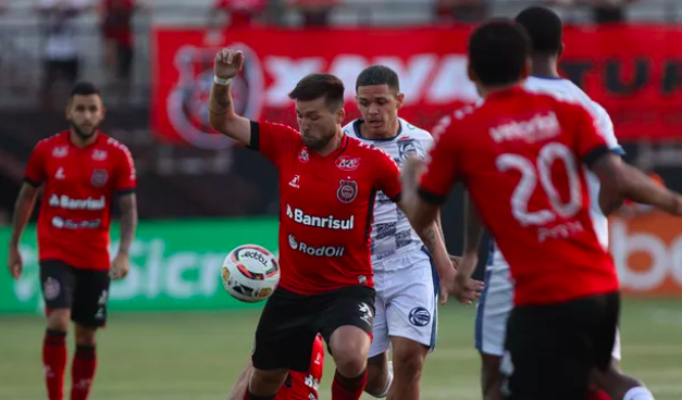 Brasil de Pelotas supera São José no Bento Freitas