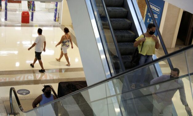 Confiança empresarial recua pelo quarto mês consecutivo, diz FGV