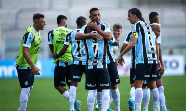 Grêmio vence São José por 2 a 1 na estreia do time principal na temporada