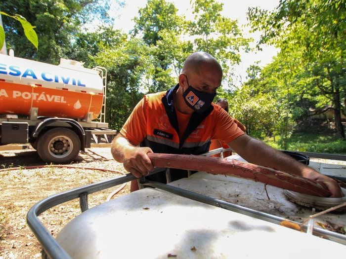 Estiagem: quantidade de água distribuída pela Prefeitura de Santa Maria ultrapassa 1 milhão de litros
