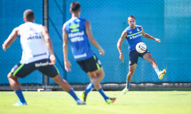 Sem Ferreira e com Villasanti, Grêmio divulga lista de relacionados para duelo contra Novo Hamburgo