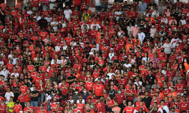 Internacional registra superávit pela primeira vez em cinco anos