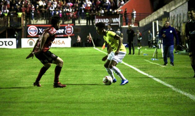 Em desvantagem, Ypiranga recebe o Brasil de Pelotas em busca da vaga para a final