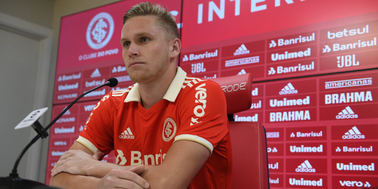 Apresentado, Alemão comemora oportunidade no Inter: “não dava para imaginar chegar em um nível assim”