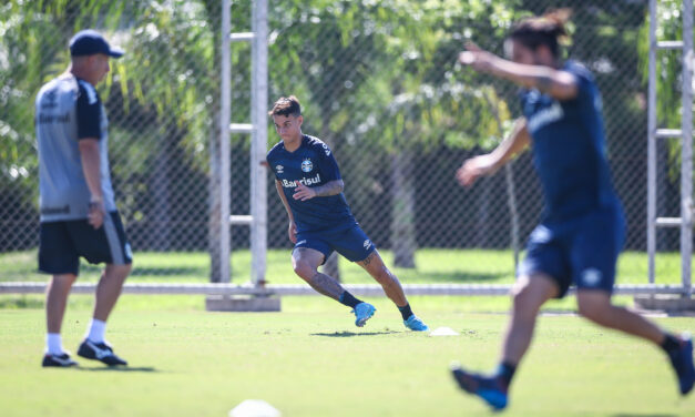 Grêmio começa preparação para final de sábado com novidades