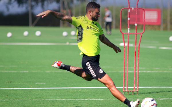 Inter finaliza preparação para Gre-Nal com treino fechado nesta terça-feira