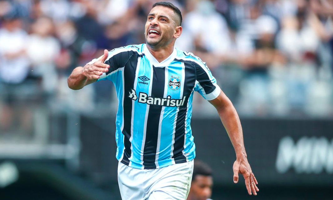 Diego Souza pode bater recordes no Gre-Nal 437