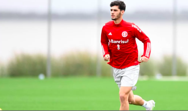 De saída? Johnny recebe sondagens de clubes do exterior