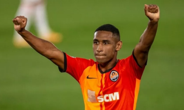 Tetê define futuro na Europa para sacramentar vinda ao Grêmio por 3 meses