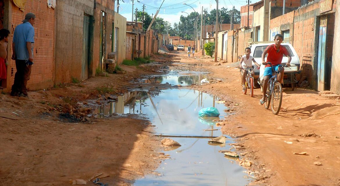 Unicef defende transferência de renda para combate à pobreza infantil