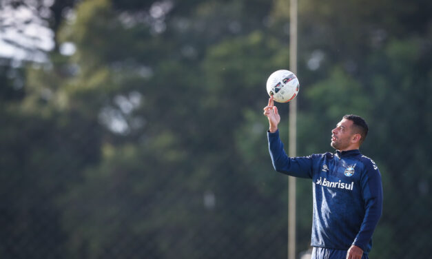 Grêmio encara Operário em busca da primeira vitória fora de casa na Série B