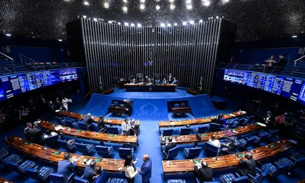 Senadores podem votar mudanças no Prouni nesta terça-feira