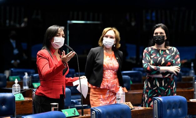 Março é marcado por aprovação de projetos de proteção e apoio às mulheres