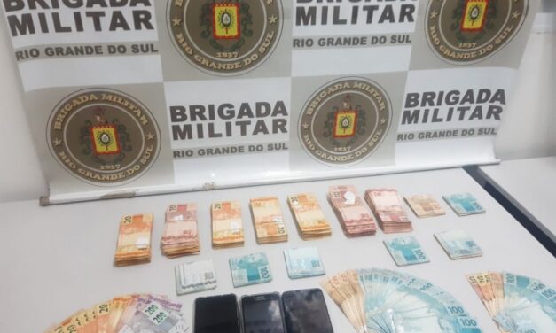 Brigada Militar apreende explosivos, dinheiro e carro roubado durante operação em Gravataí