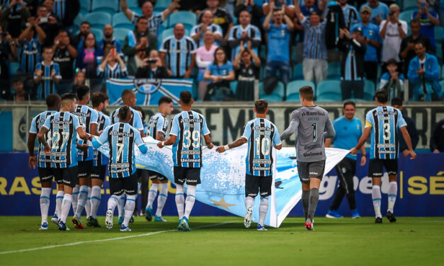 Grêmio enfrenta o Criciúma em casa mirando o G-4