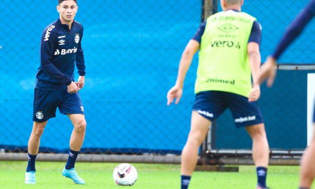Grêmio se reapresenta já com esboço de time para enfrentar o Cruzeiro
