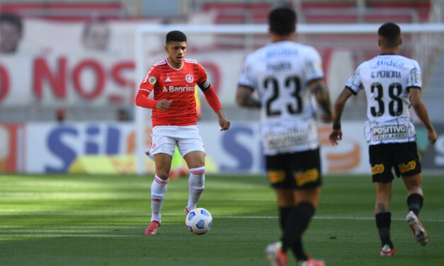 Confira o retrospecto do confronto entre Internacional e Corinthians