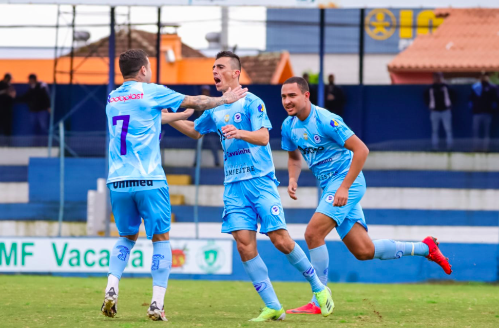 Grêmio aplica 11 a 0 sobre o Rio Pardense e assume a liderança no grupo C  da Copa FGF