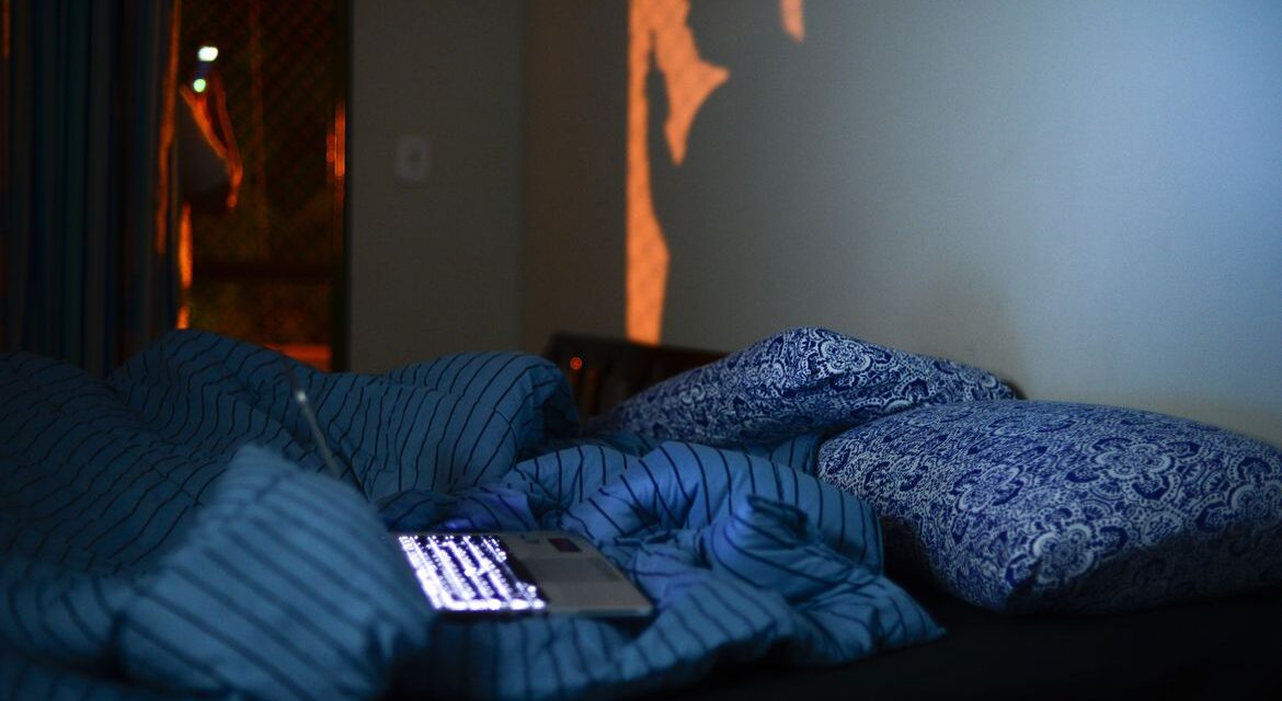 Metade dos pacientes com covid têm sequelas que podem passar de um ano