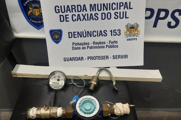 Homem é preso em flagrante por furto de hidrômetro em Caxias do Sul