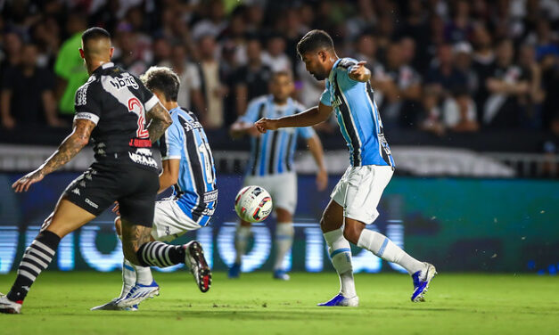 Mesmo com empate, desempenho contra o Vasco ameniza pressão no Grêmio