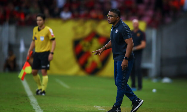 Grêmio fecha mais um bloco de seis jogos abaixo da projeção da direção