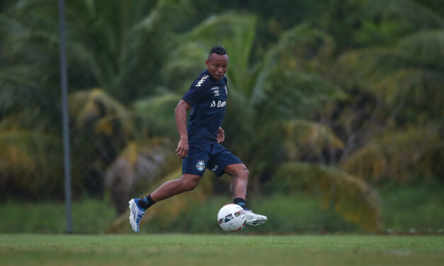 Grêmio deve ter Campaz e mudança para o 4-2-3-1 contra o Londrina
