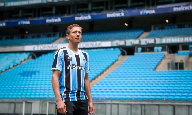 Após 15 anos, Lucas Leiva volta ao Grêmio: “o momento chegou”