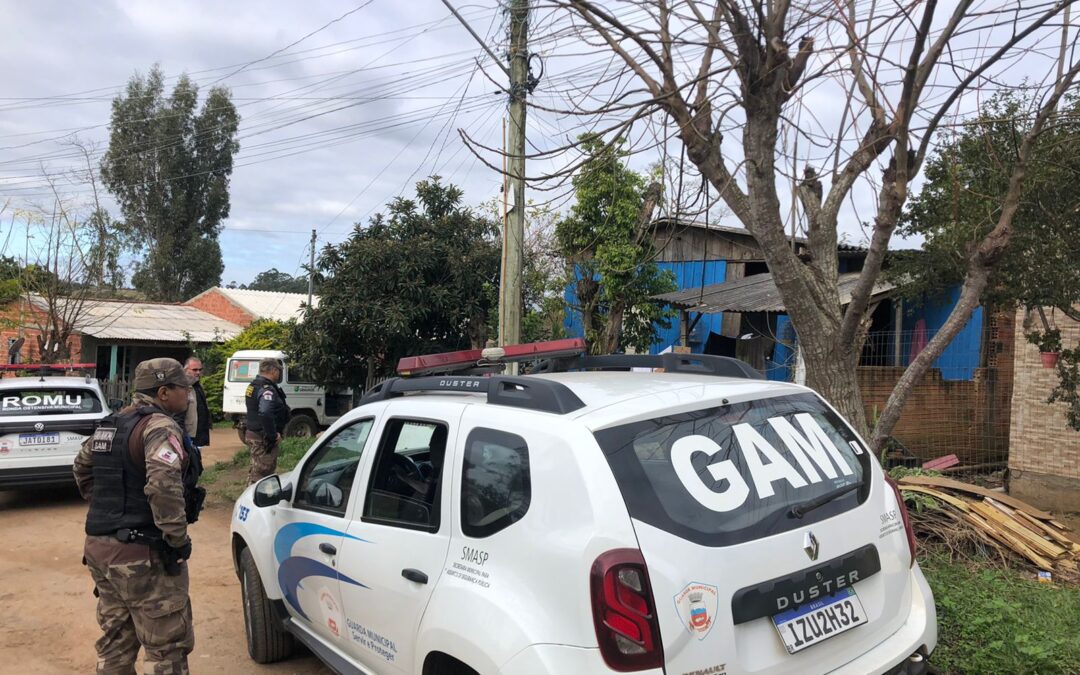 Guardas municipais de Gravataí prendem homem por maus-tratos a animais