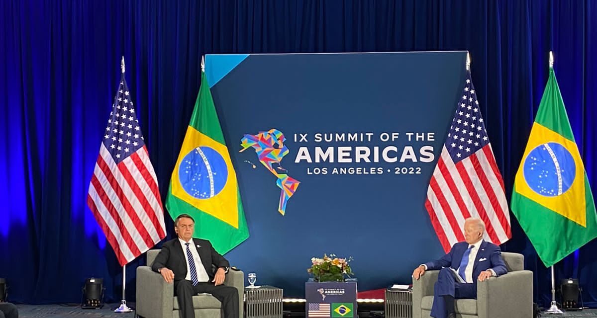 Presidentes Bolsonaro e Biden fazem reunião nos EUA