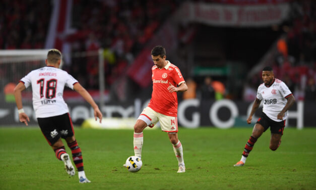 Carlos De Pena se torna destaque do Internacional na disputa do Brasileirão