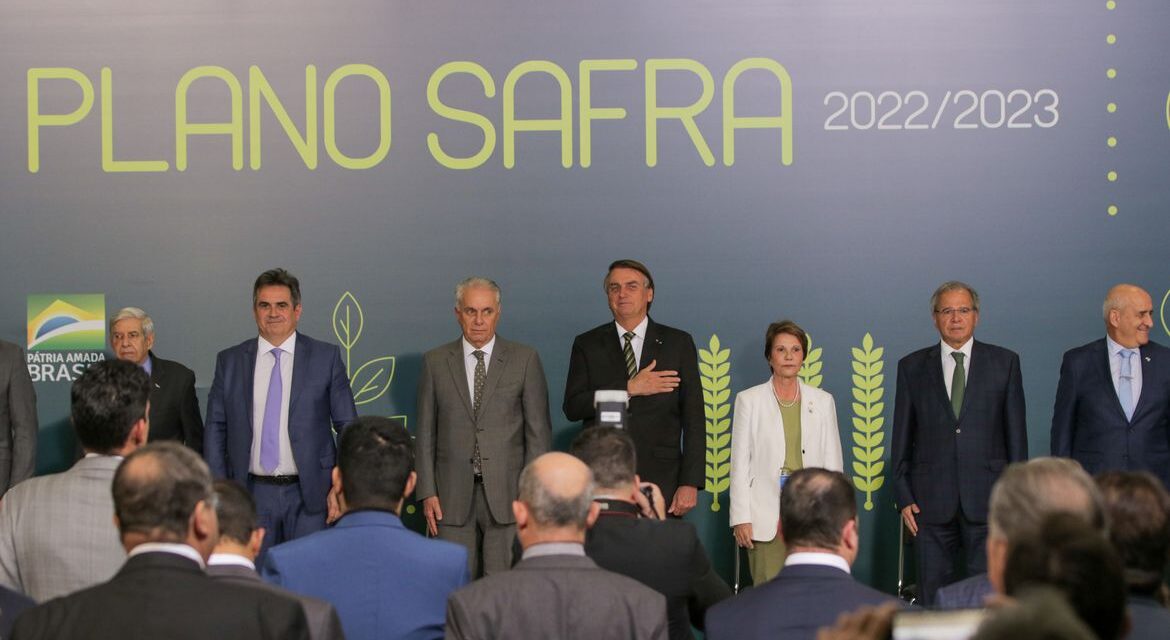 Governo federal lança plano Safra com investimento de R$340 bilhões para agropecuária