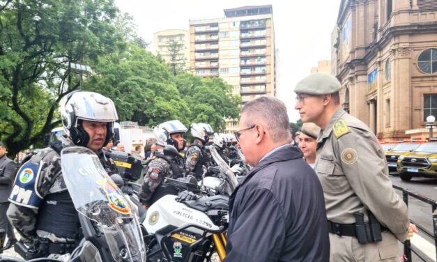 Brigada Militar recebe novas viaturas, motocicletas e caminhão nesta segunda-feira