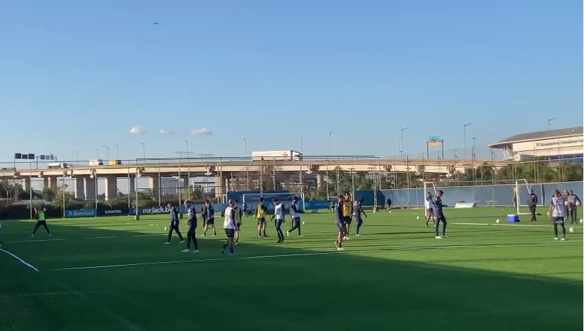 Reapresentação do Grêmio é marcada por discussão entre Thiago Santos e Léo Gomes