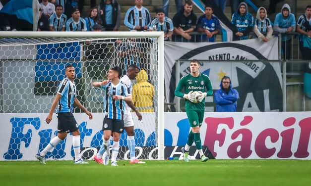 Dono da maior invencibilidade da Série B, Grêmio busca aumentar número de vitórias com jogos em casa