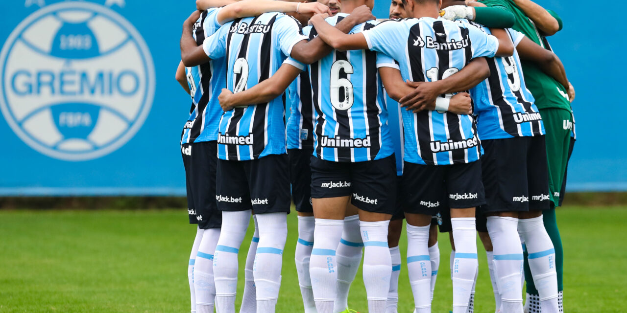 Transição do Grêmio entra em campo buscando manter a liderança do grupo