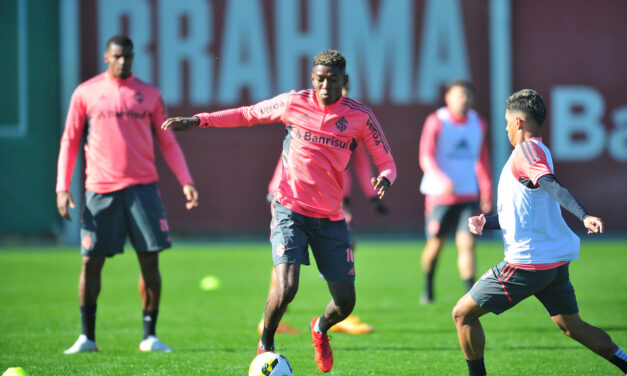 Inter começa preparação para enfrentar Athletico com desfalques