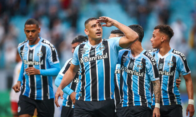 Grêmio encerra primeiro turno da Série B com nomes entre artilheiros e garçons da competição