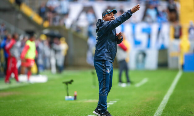 Grêmio terá desfalque de Nicolas para partida contra Brusque; Confira lista de relacionados