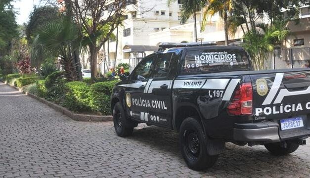 Mulher é encontrada morta em Porto Alegre