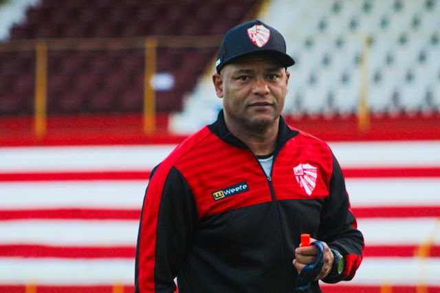 Daniel Franco não é mais técnico do São Luiz