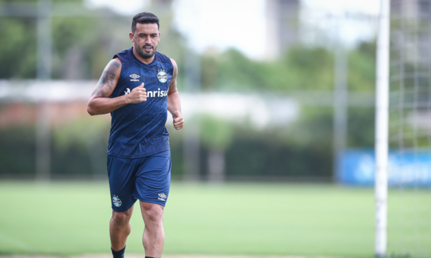 Edílson e Elkeson retornam aos treinos e viram opção para enfrentar o Guarani