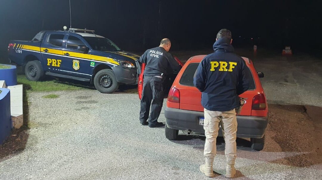 Bandido é detido depois de alterar placa de veículo roubado