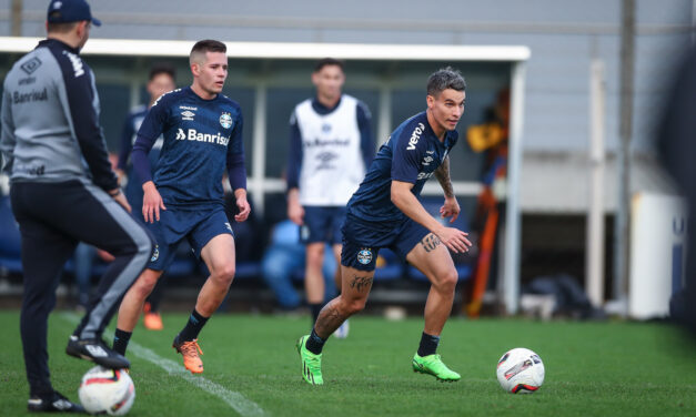 Recuperado da lesão muscular, Ferreira será titular contra o Cruzeiro