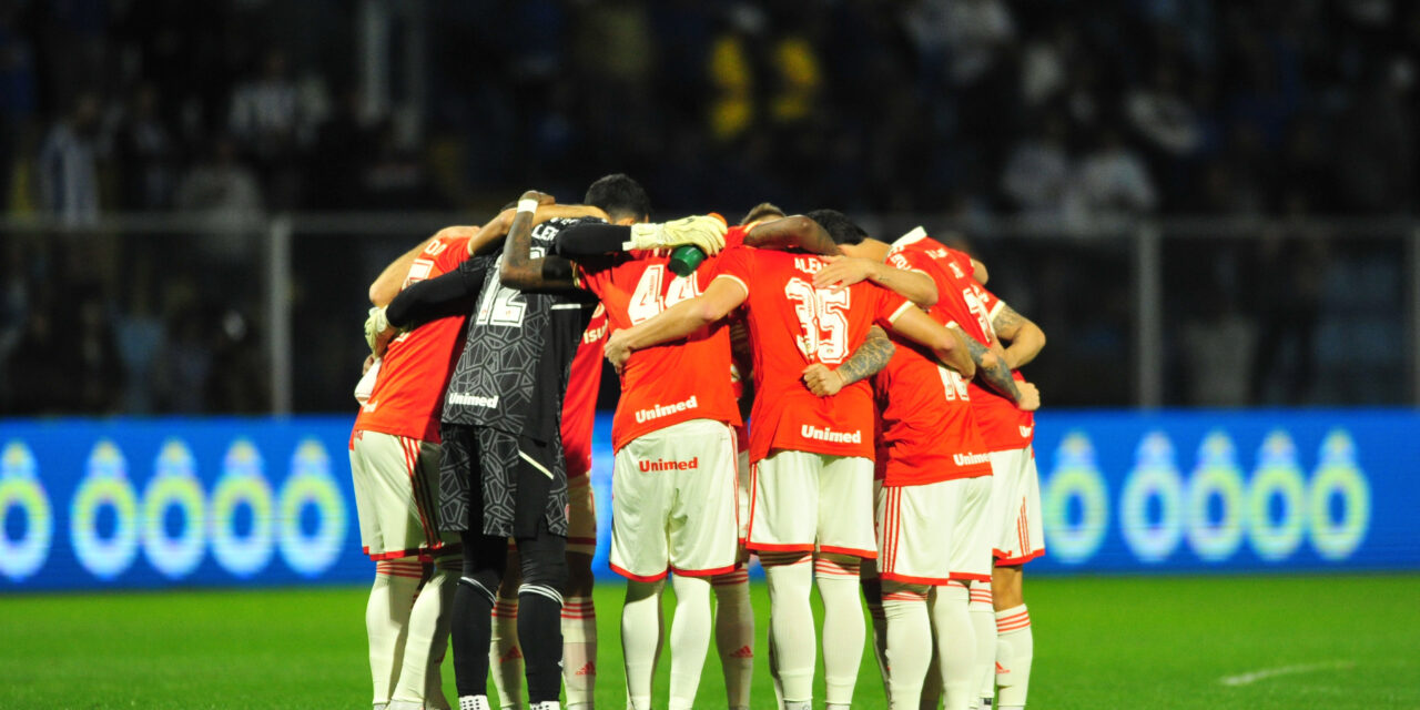 Após vitória contra o Avaí, Inter chega aos 17 pontos fora de casa e se torna um dos melhores visitantes da Série A