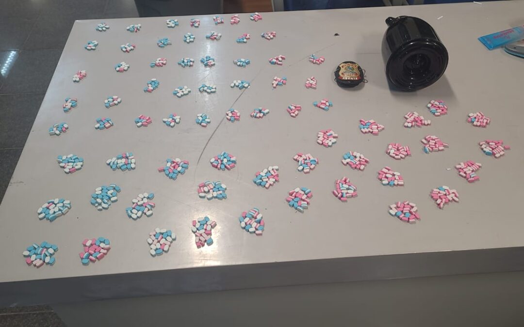 990 comprimidos de ecstasy são apreendidos na fronteira com o Uruguai