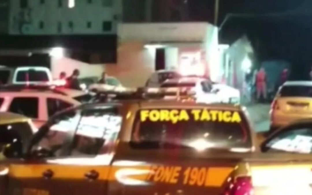 Dois homens morrem após troca de tiros com a polícia