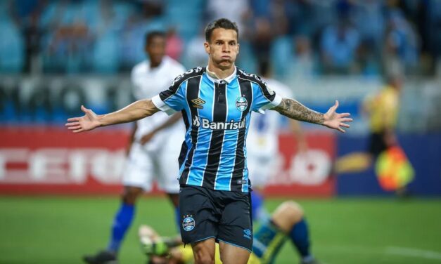 Recuperado, Ferreira reencontra o Cruzeiro, time em que marcou seu primeiro gol como profissional